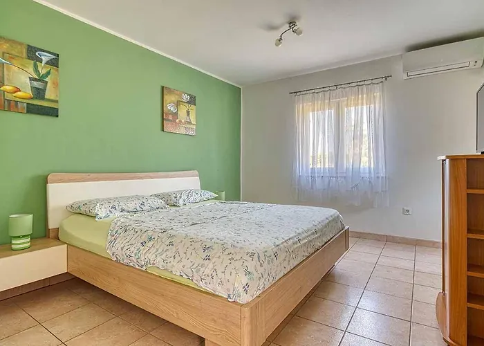 Διαμέρισμα Keri Ρόβινι